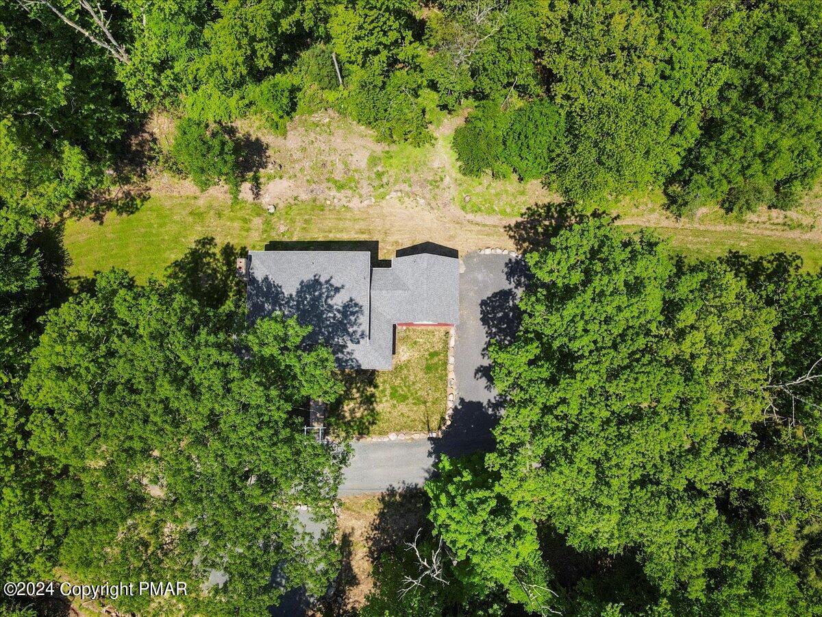 333 Merwinsburg Road Property Photo 7