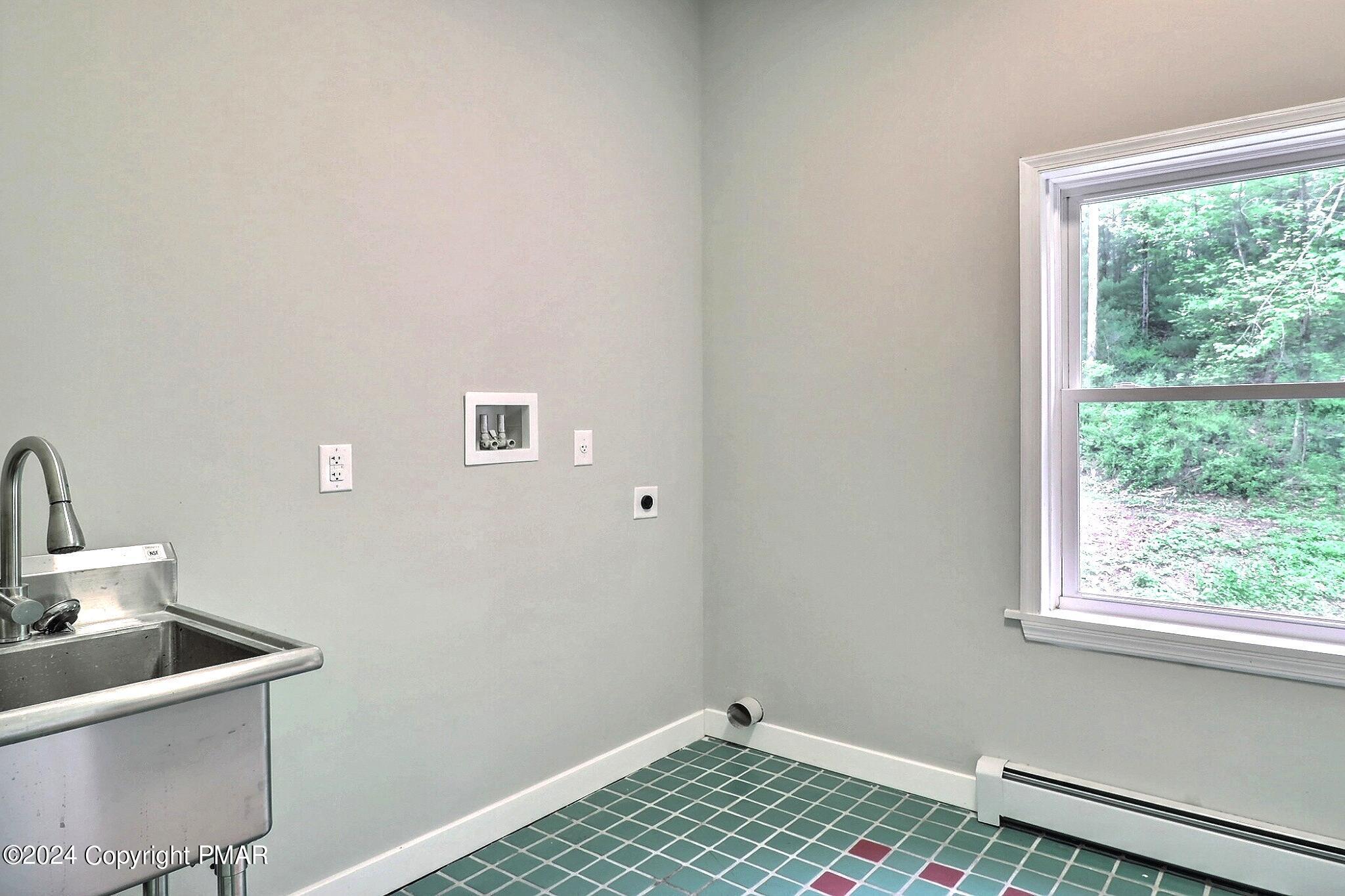 333 Merwinsburg Road Property Photo 45