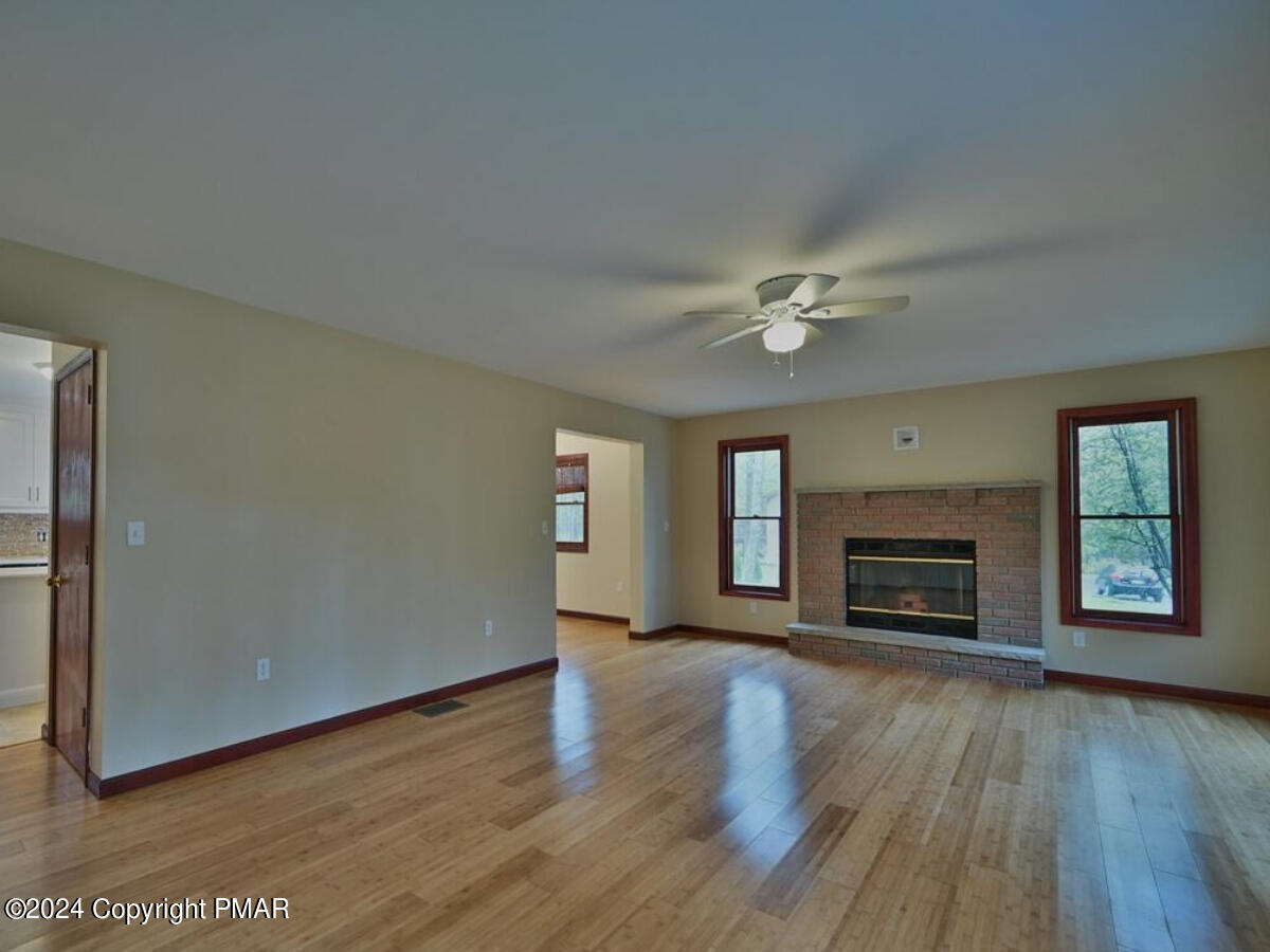 1158 Brian Lane Property Photo 21