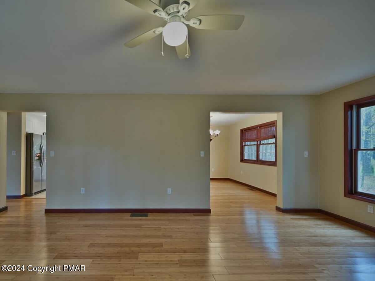 1158 Brian Lane Property Photo 28