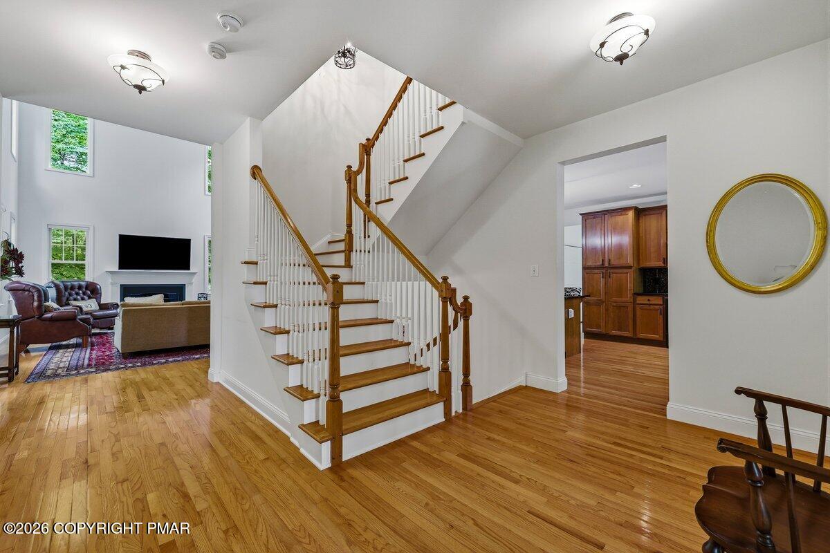 128 Creekside Road Property Photo 3