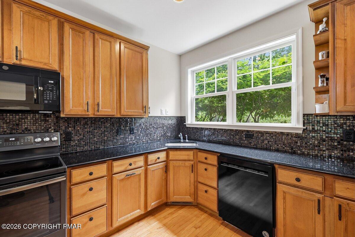 128 Creekside Road Property Photo 15