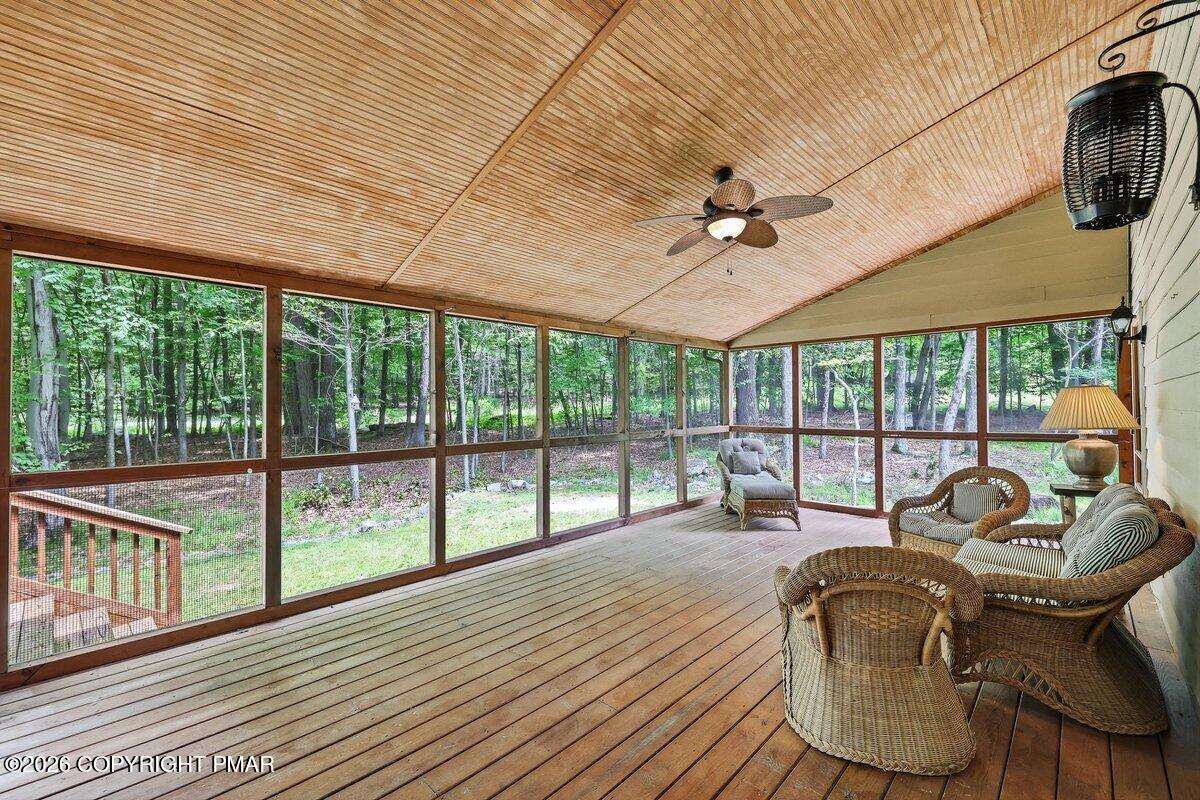128 Creekside Road Property Photo 17