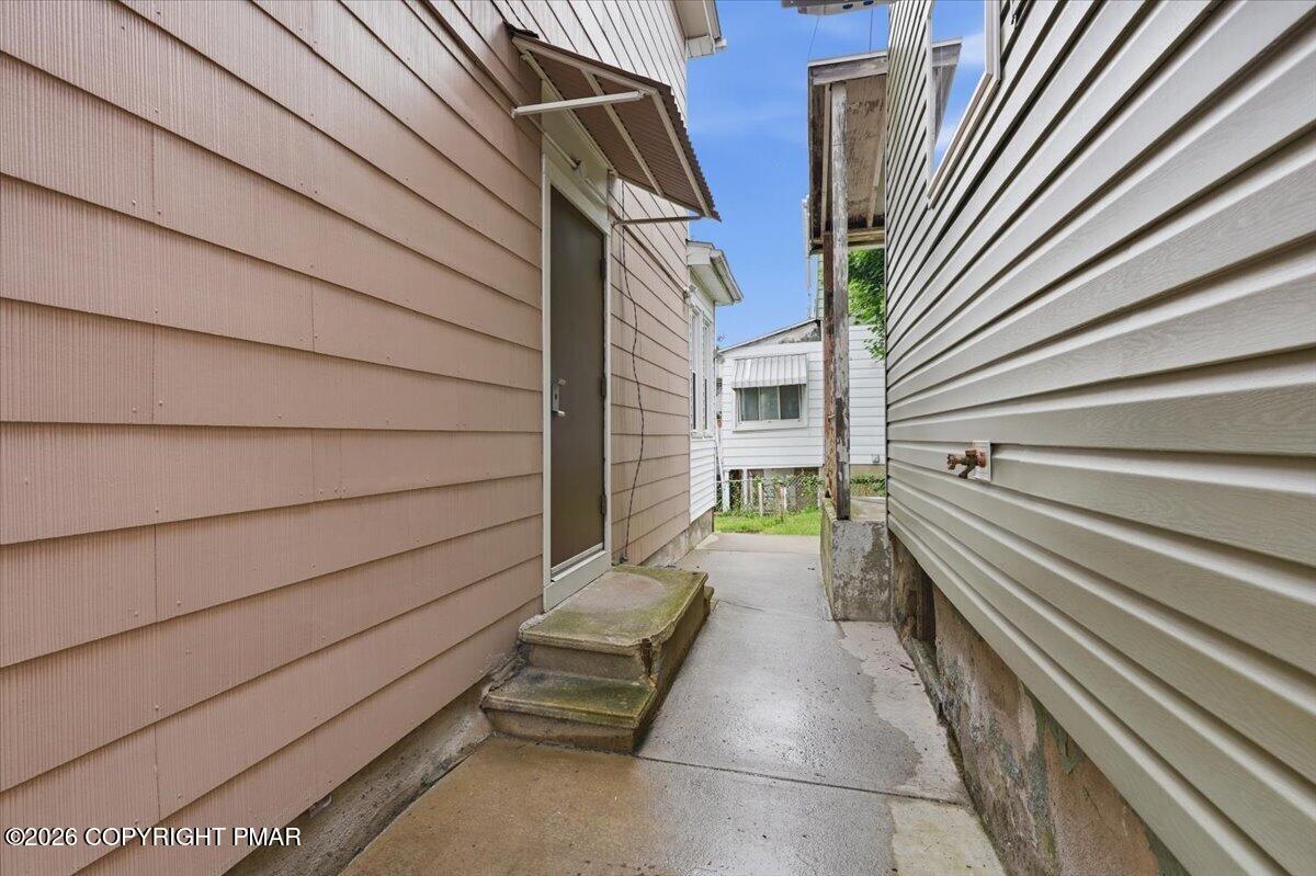 533 E Patterson Street Property Photo 51