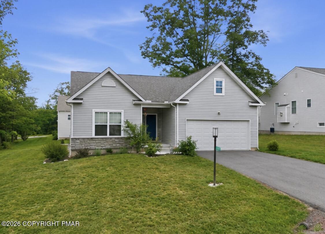 310 Golden Oaks Drive Property Photo 1