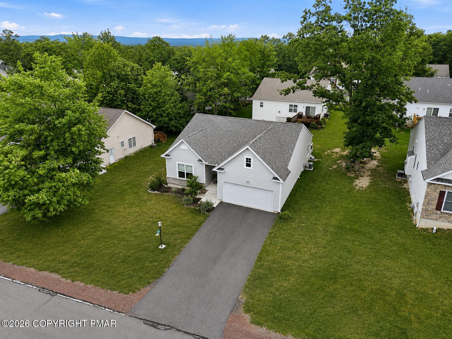 310 Golden Oaks Drive Property Photo 2