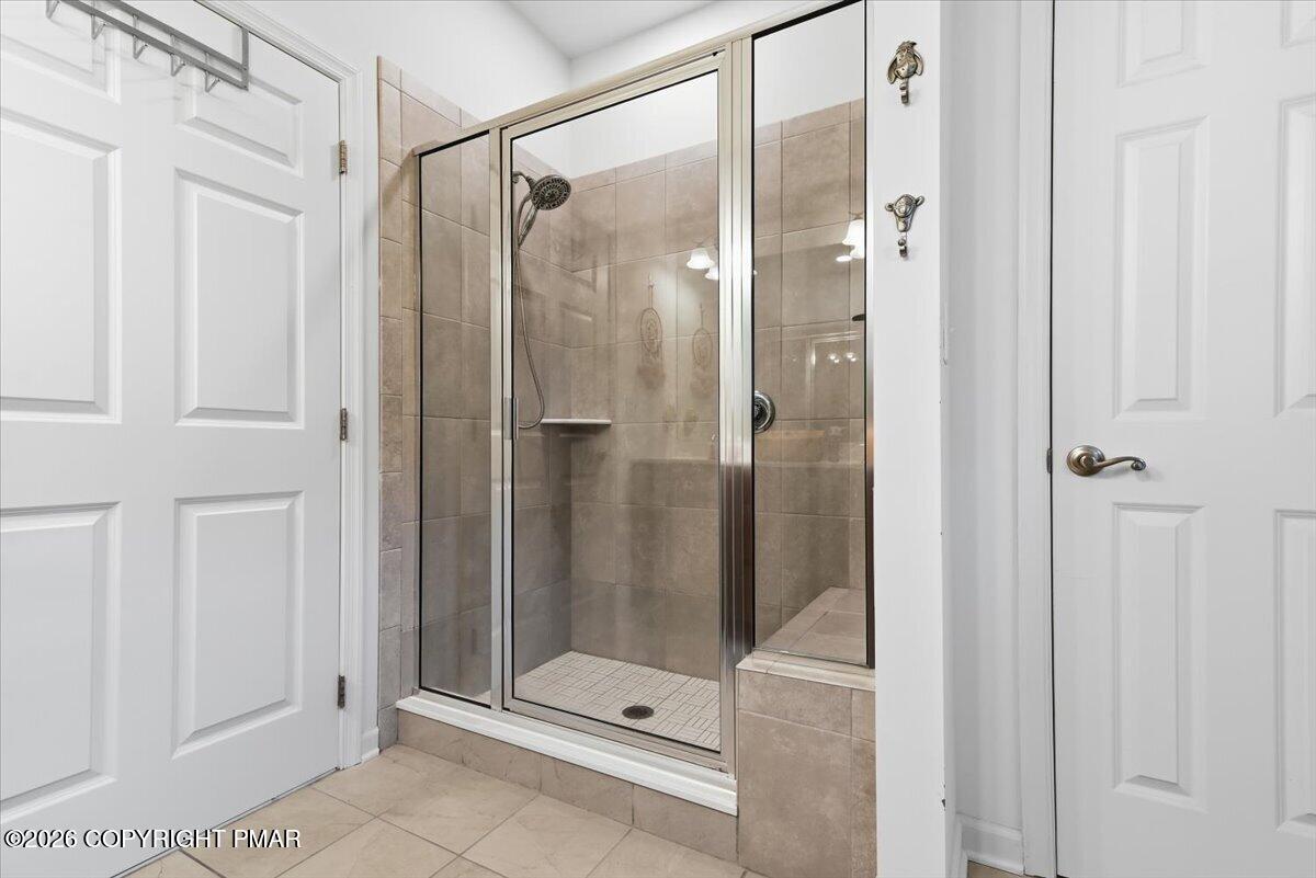 310 Golden Oaks Drive Property Photo 31