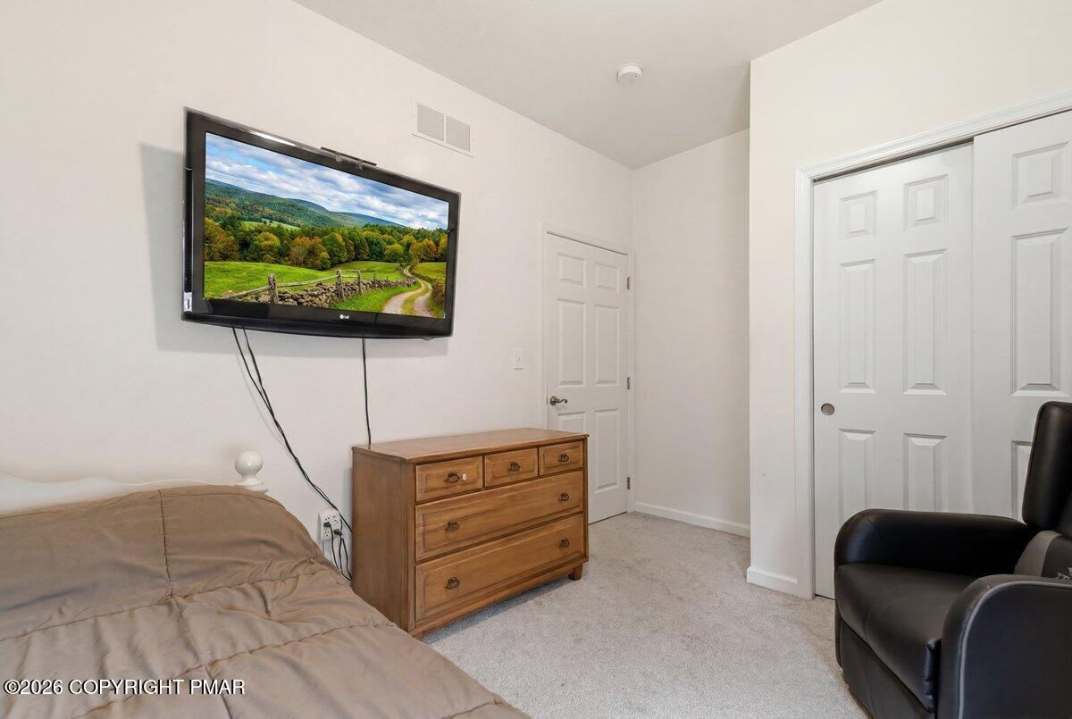 310 Golden Oaks Drive Property Photo 40