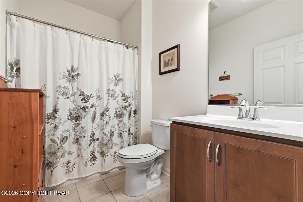 310 Golden Oaks Drive Property Photo 41