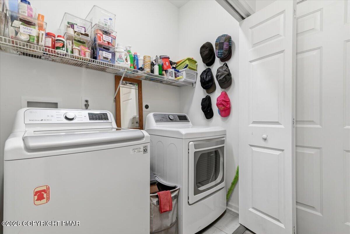 310 Golden Oaks Drive Property Photo 43