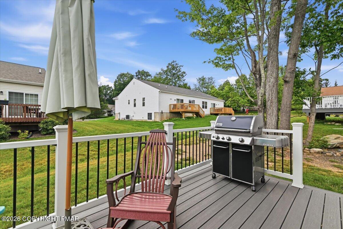 310 Golden Oaks Drive Property Photo 50