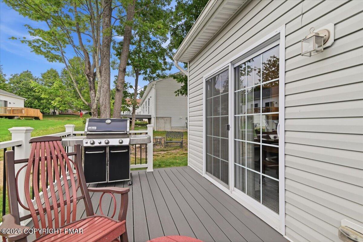 310 Golden Oaks Drive Property Photo 51