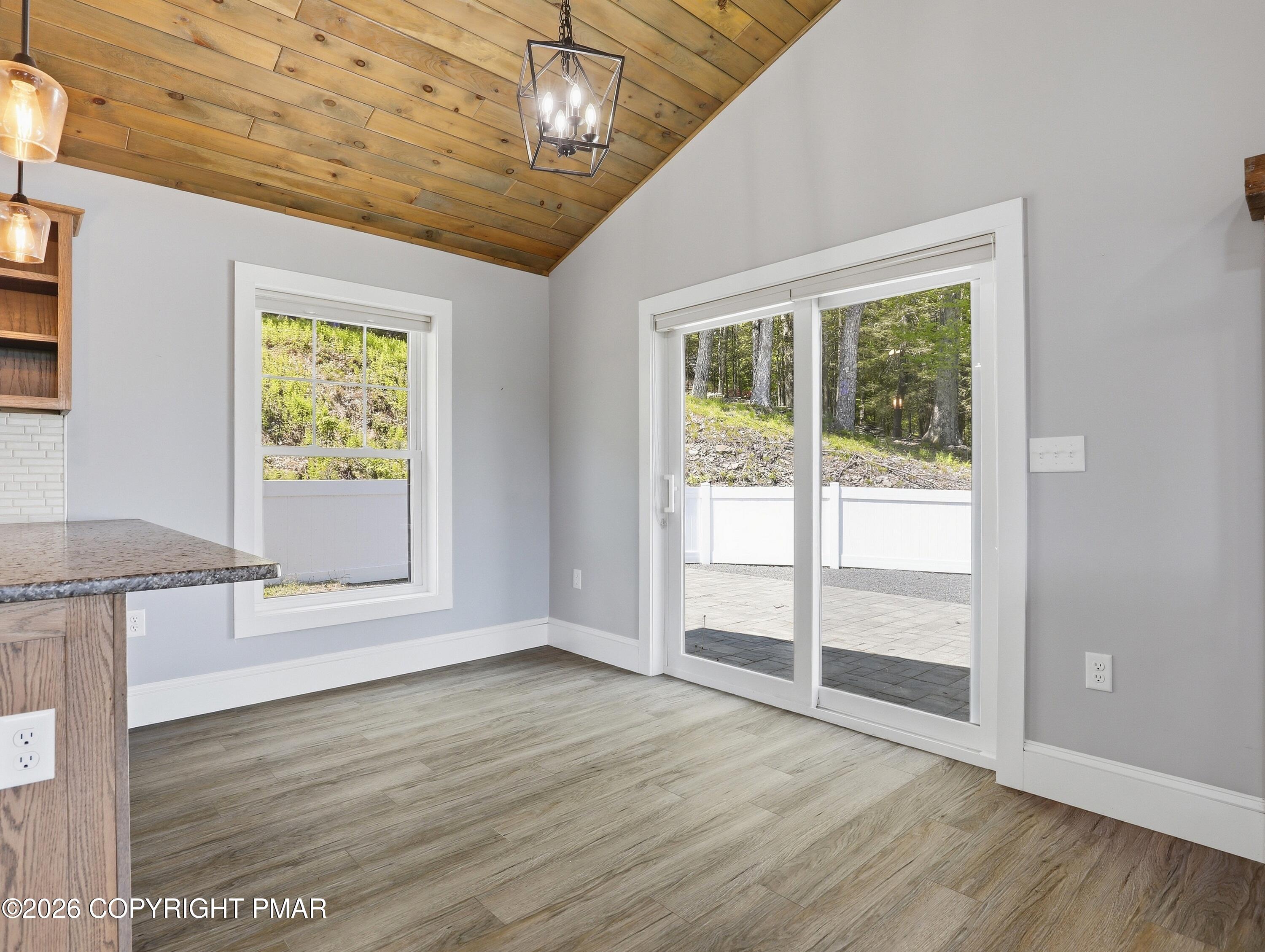 300 Gumbletown Road Property Photo 8