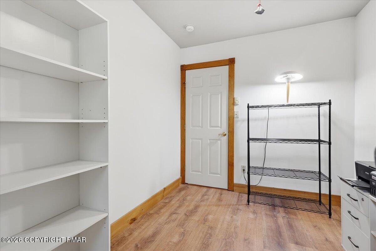 677 Clubhouse Drive Property Photo 12