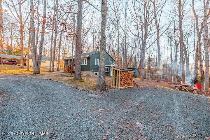 122 First Tafton Road Property Photo 3