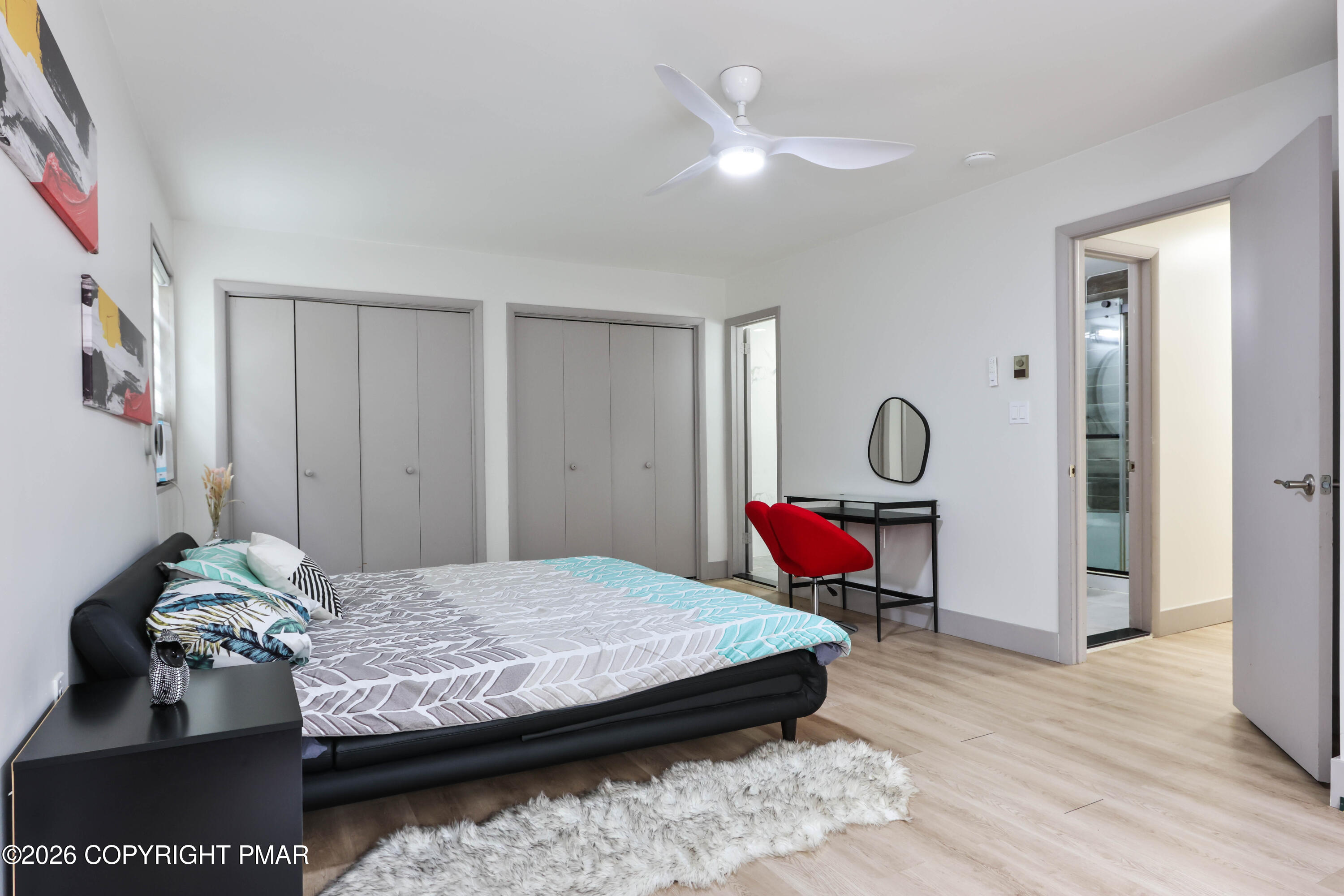 271 N Shore Drive Property Photo 22