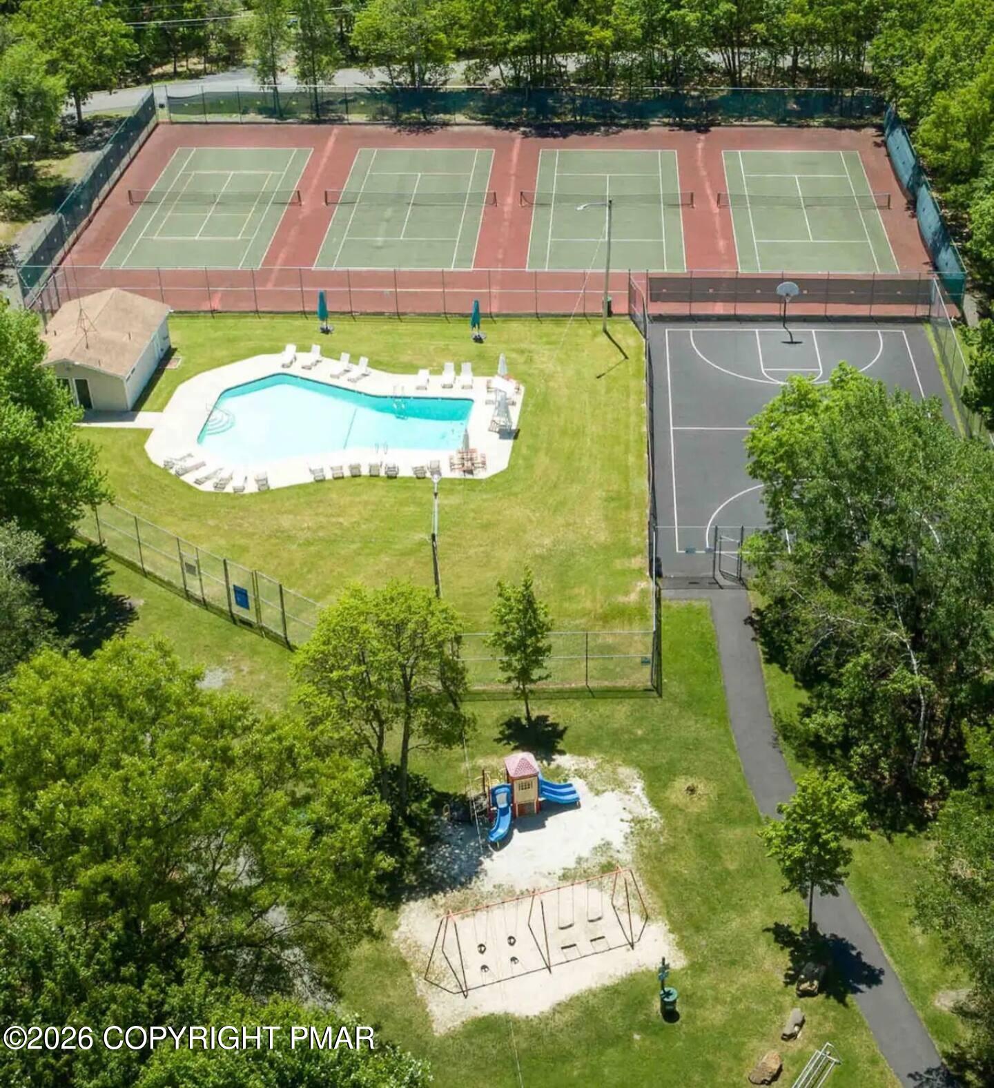 271 N Shore Drive Property Photo 51