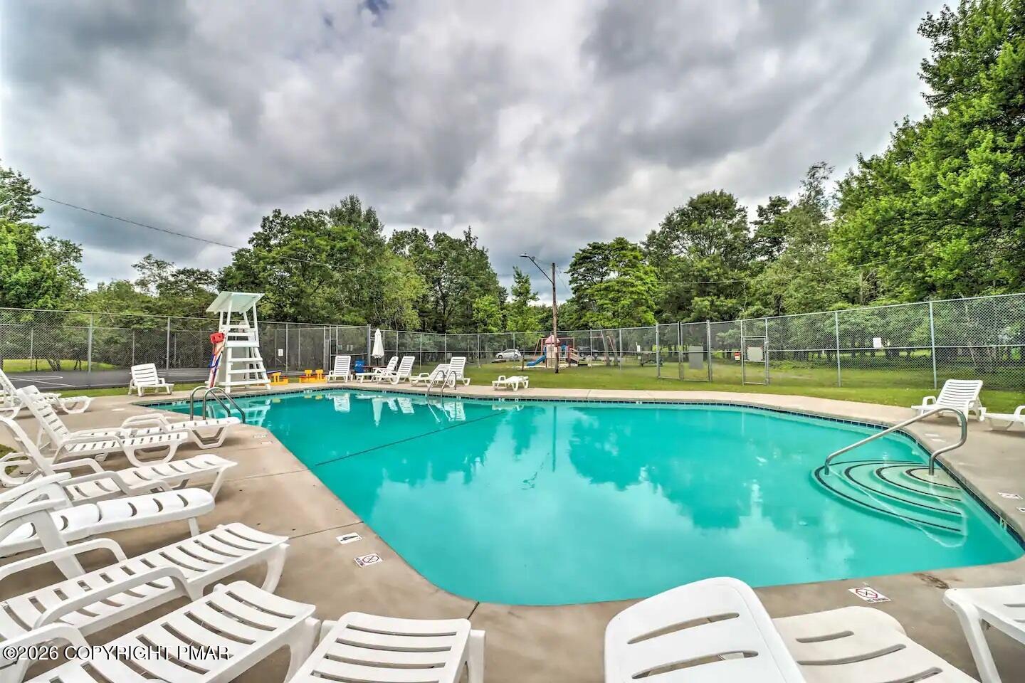 271 N Shore Drive Property Photo 52