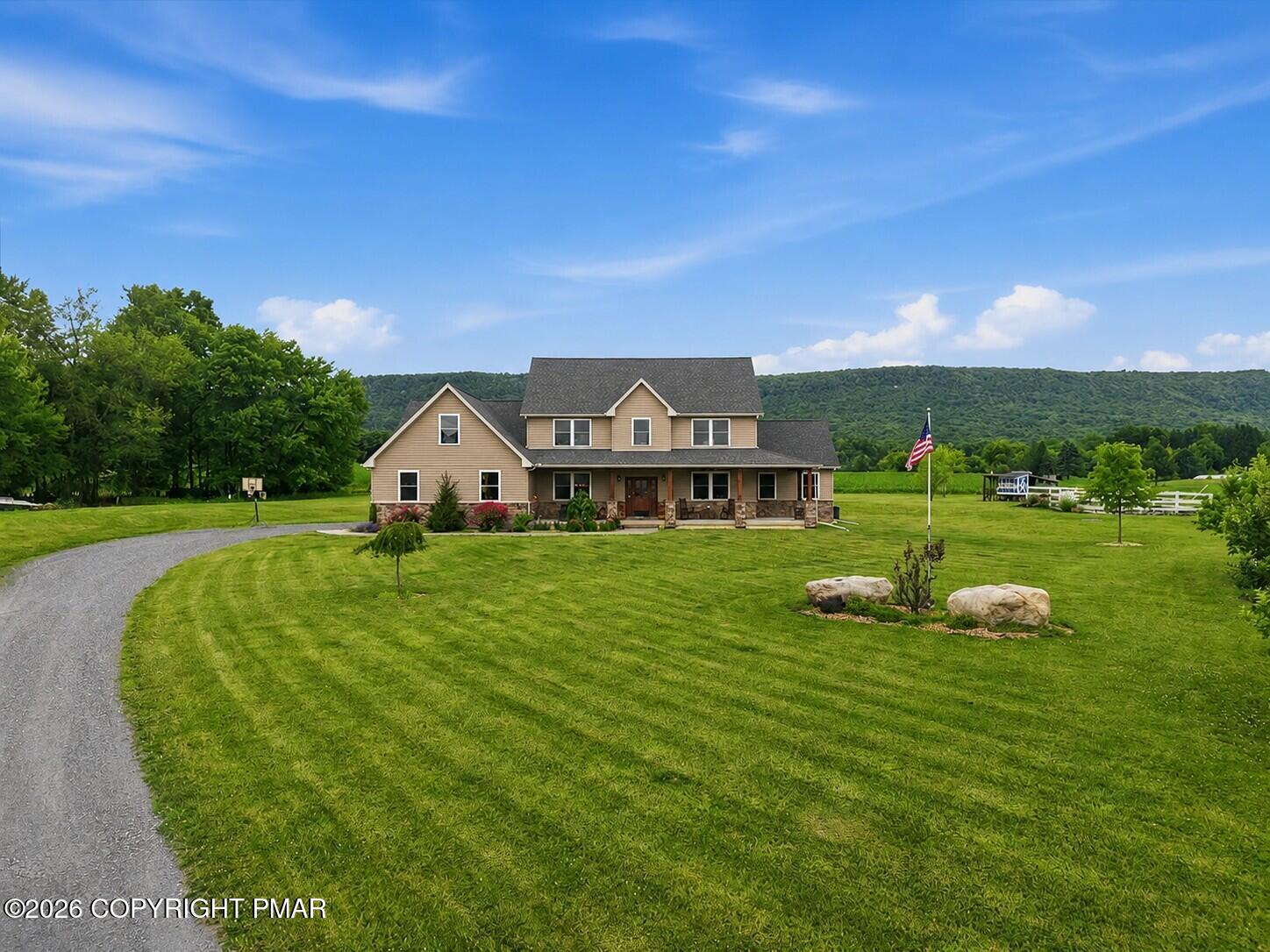 1203 N Cottonwood Road Property Photo 1