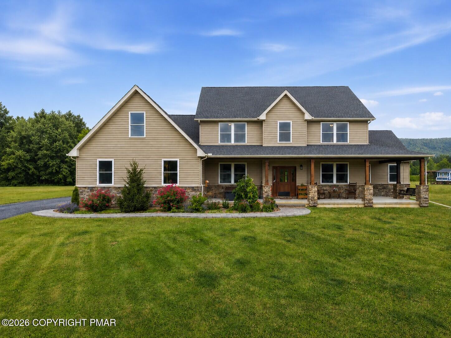 1203 N Cottonwood Road Property Photo 3