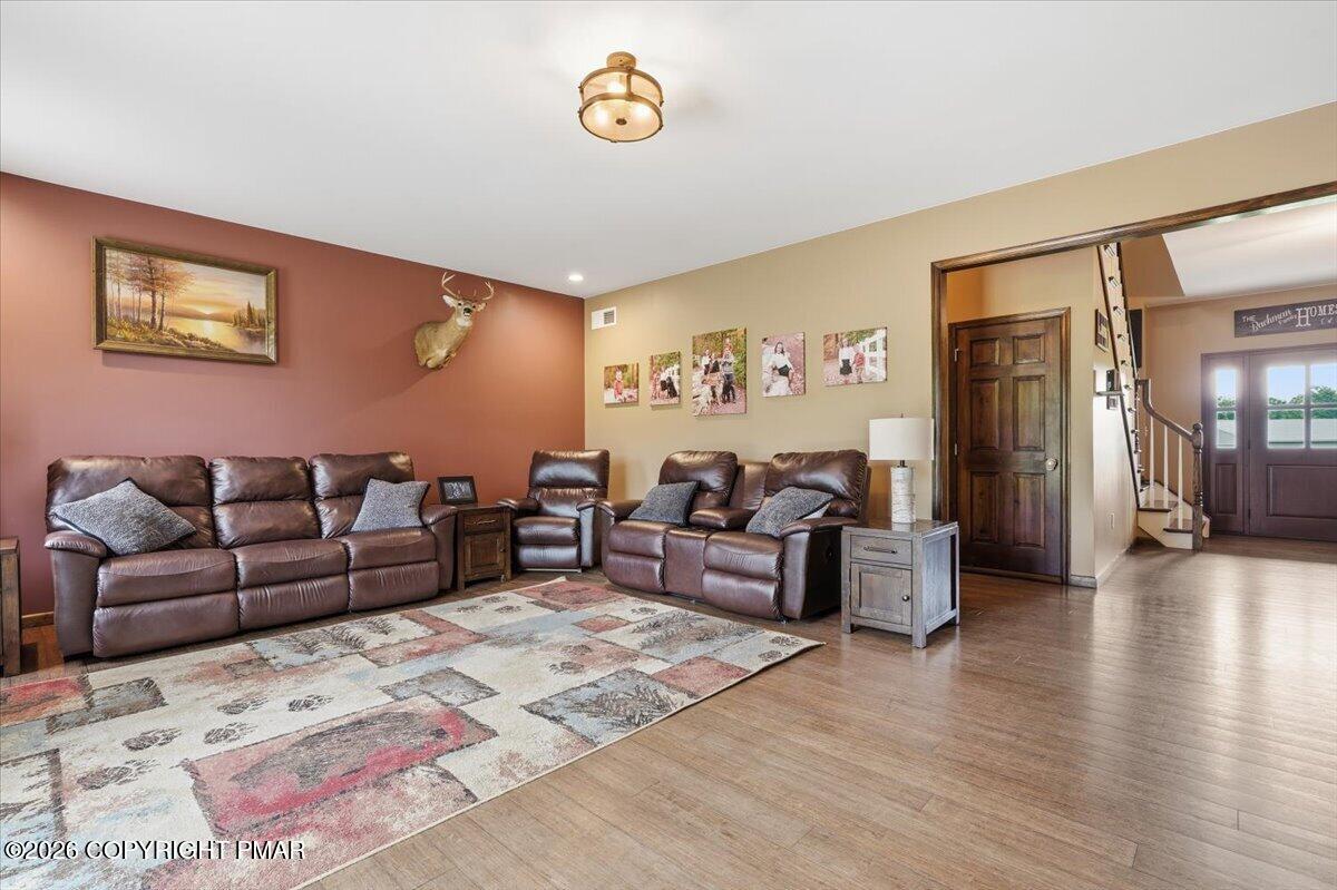 1203 N Cottonwood Road Property Photo 16