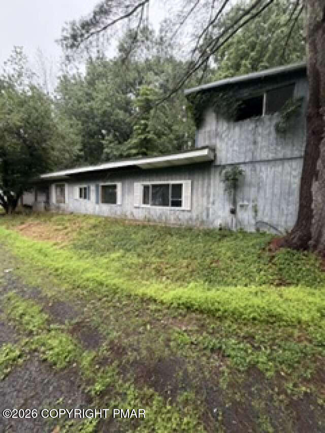 122 Cider Mill Road Property Photo 2