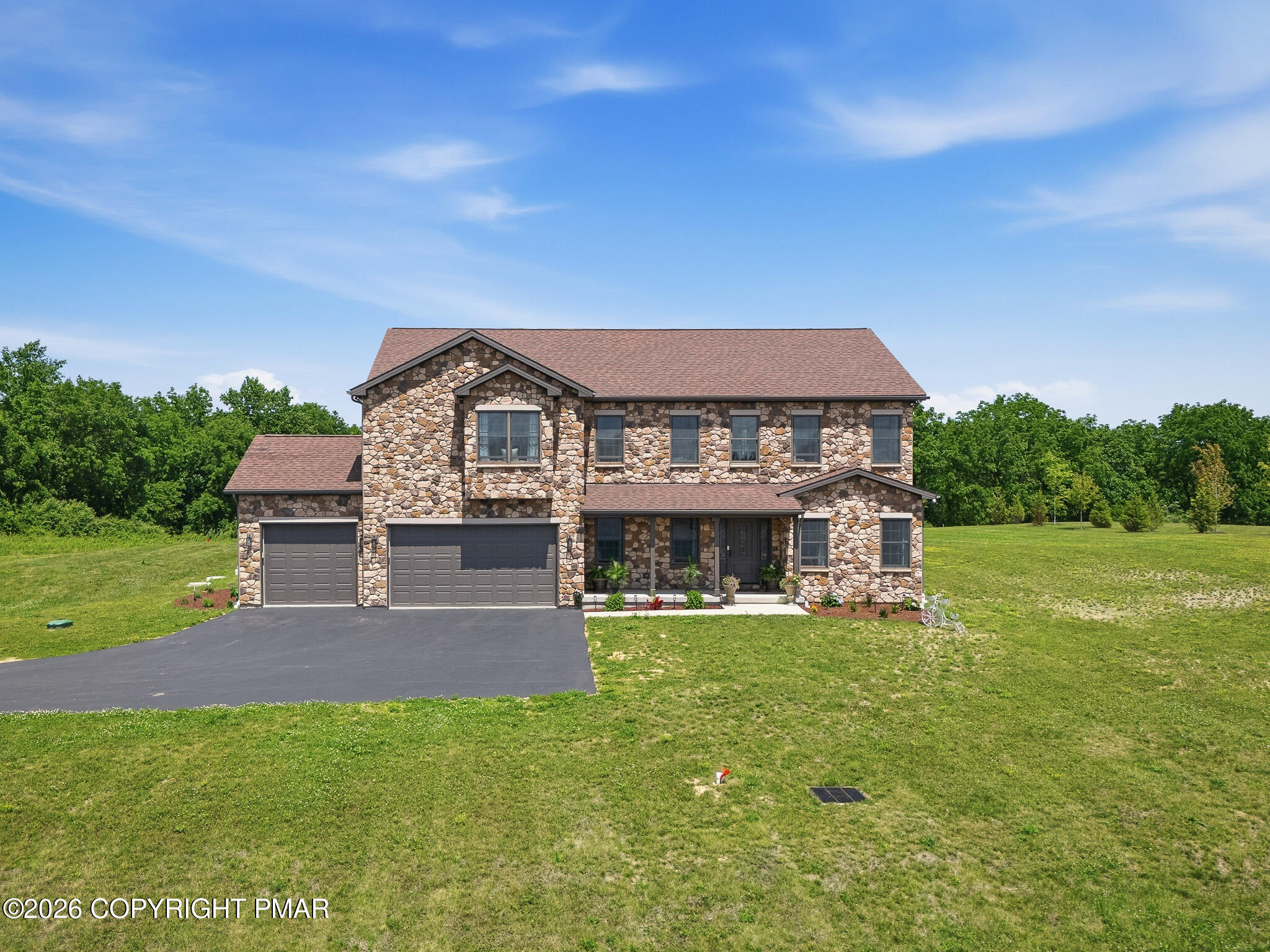 130 Longenbach Avenue N Property Photo 1