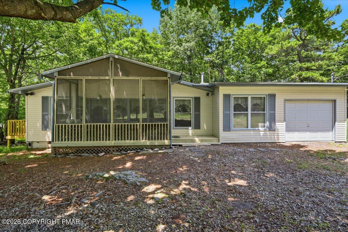 214 Hummingbird Trail Property Photo 1