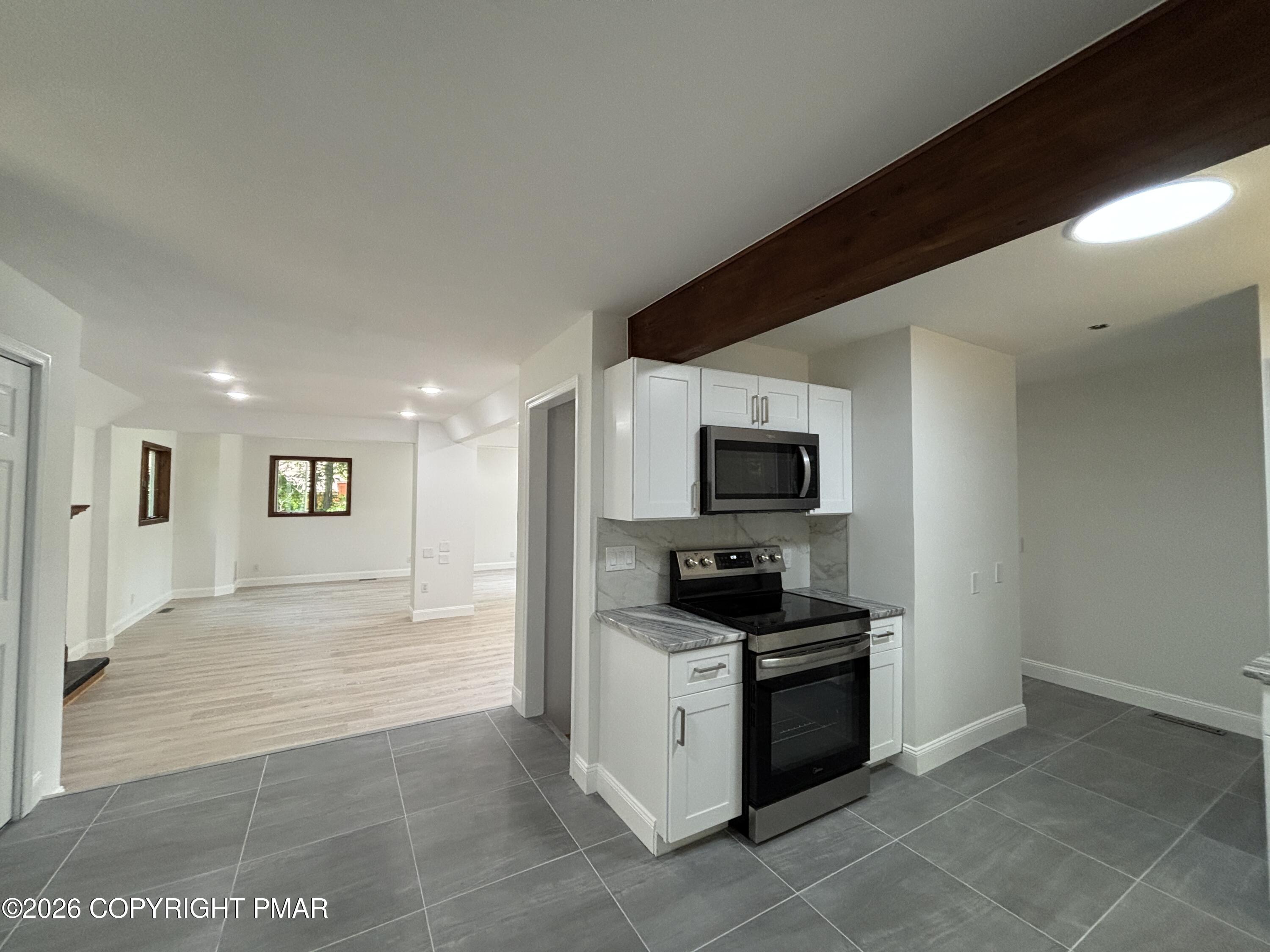 297 Hyland Drive Property Photo 12