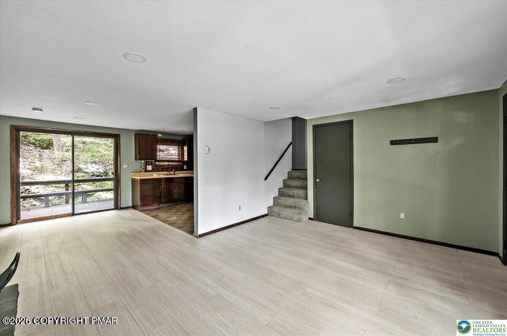 6061 Decker Road Property Photo 6