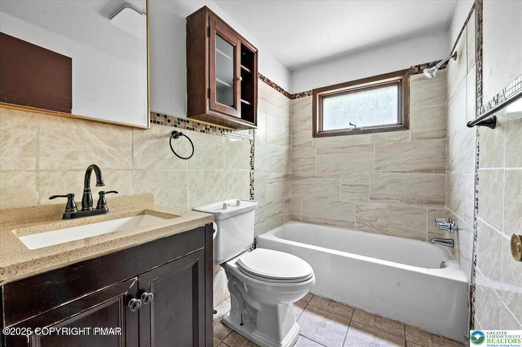 6061 Decker Road Property Photo 11