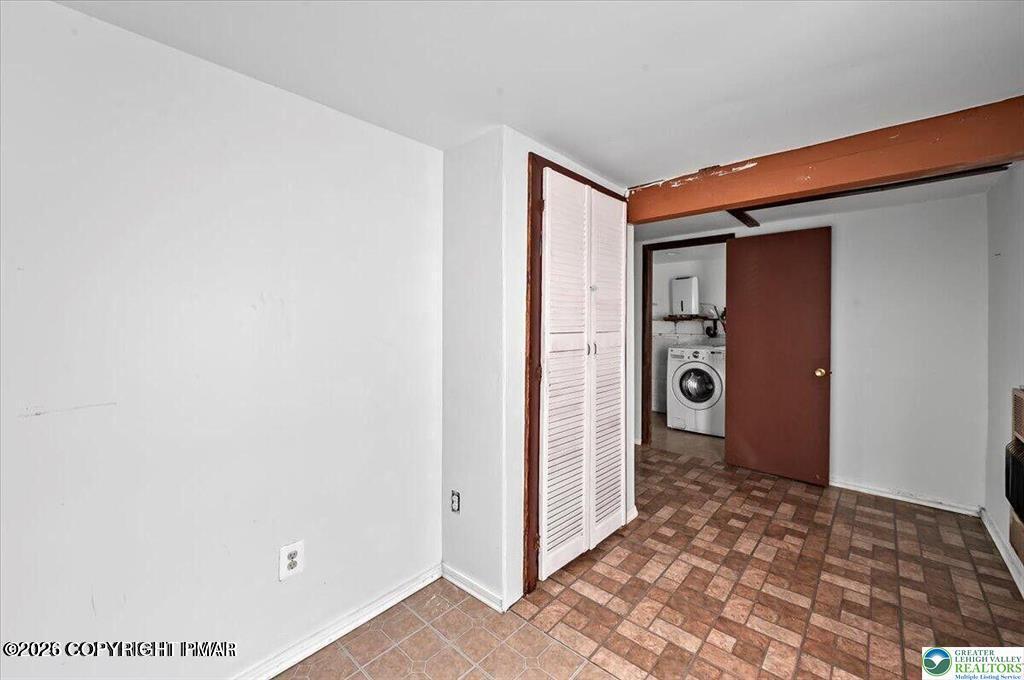 6061 Decker Road Property Photo 23