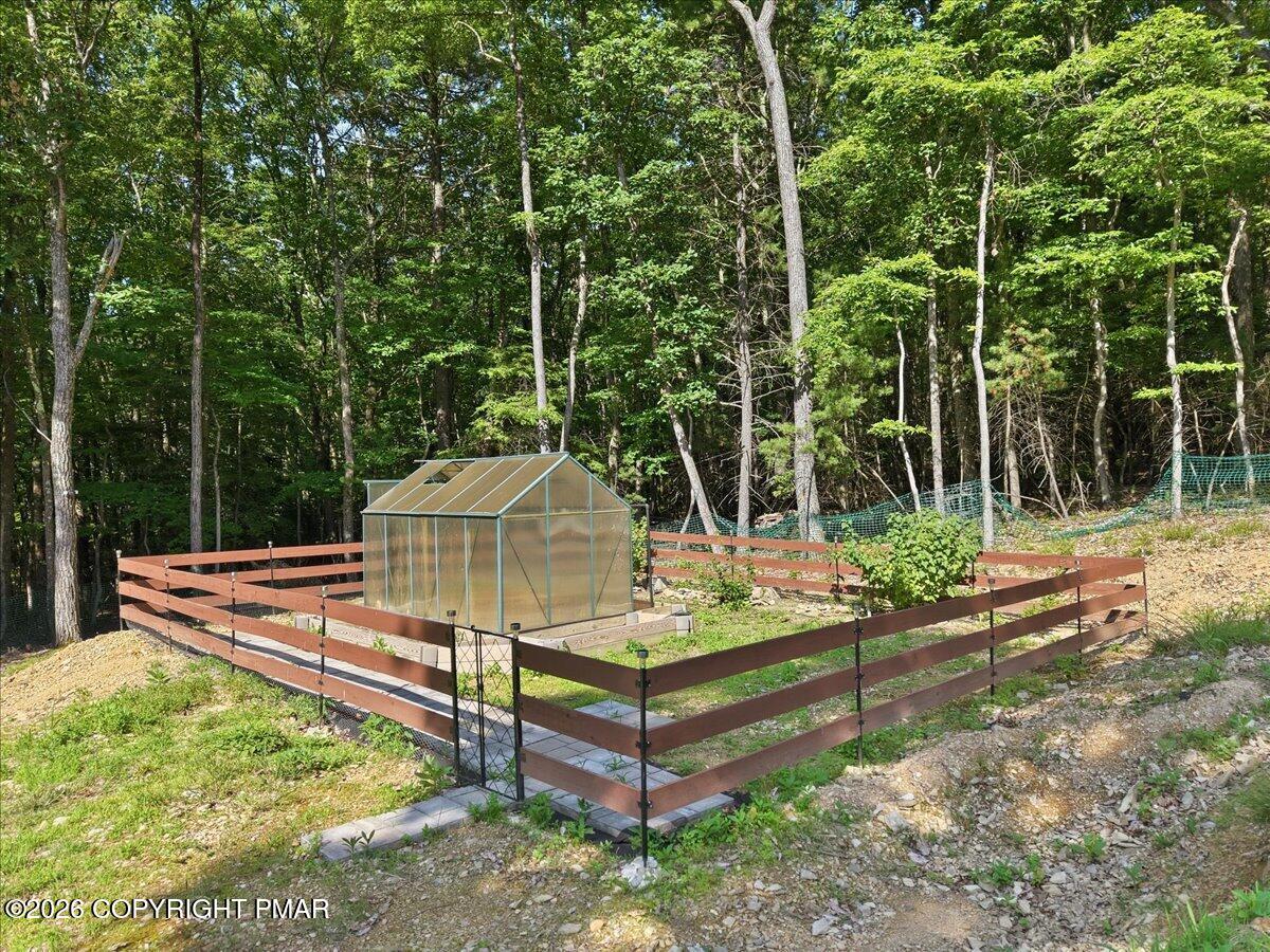 116 Red Bud Lane Property Photo 100