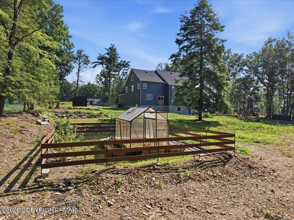 116 Red Bud Lane Property Photo 101