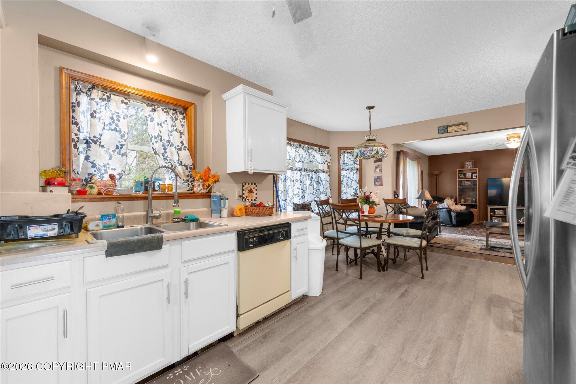 2122 Onondaga Way Property Photo 8