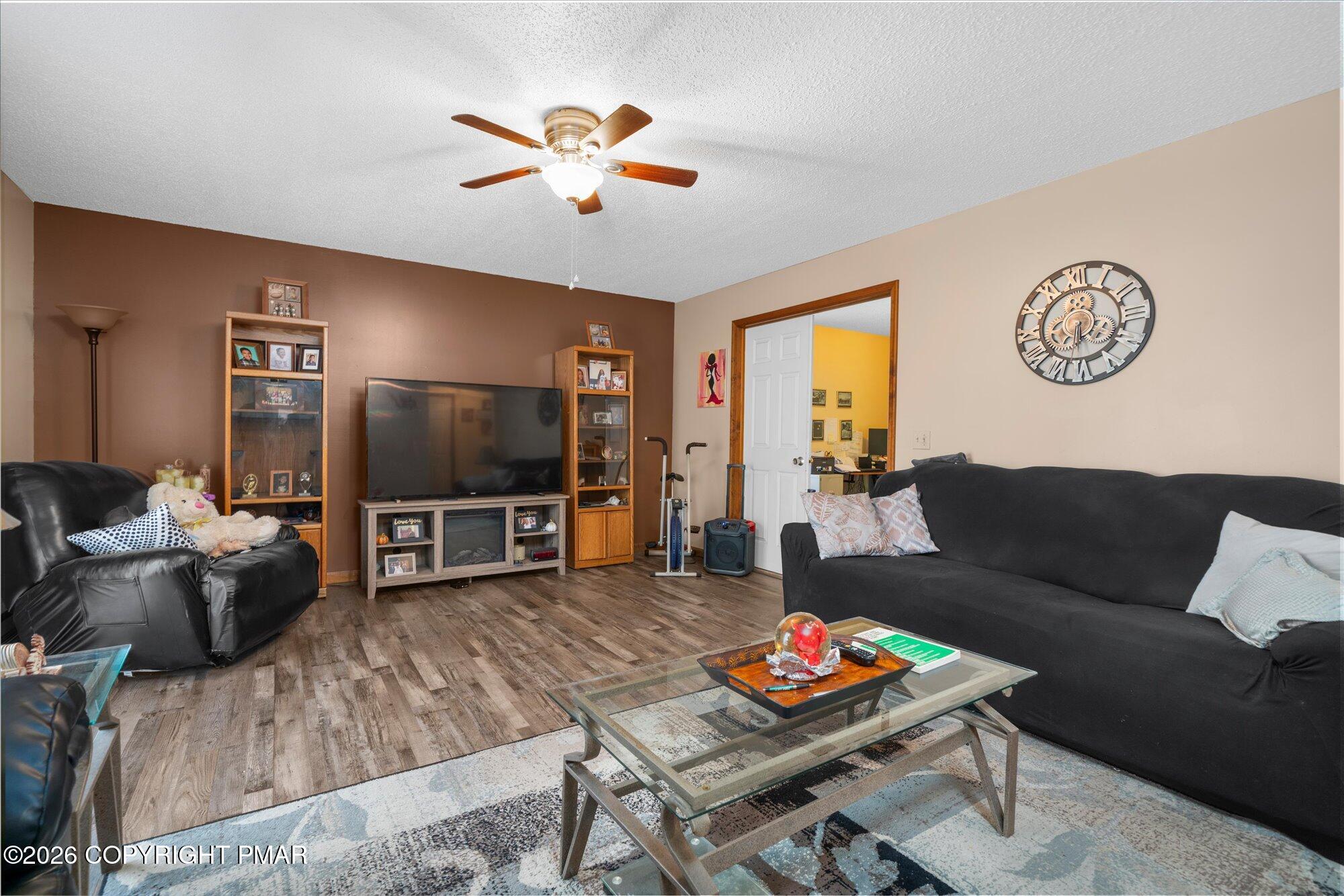 2122 Onondaga Way Property Photo 12