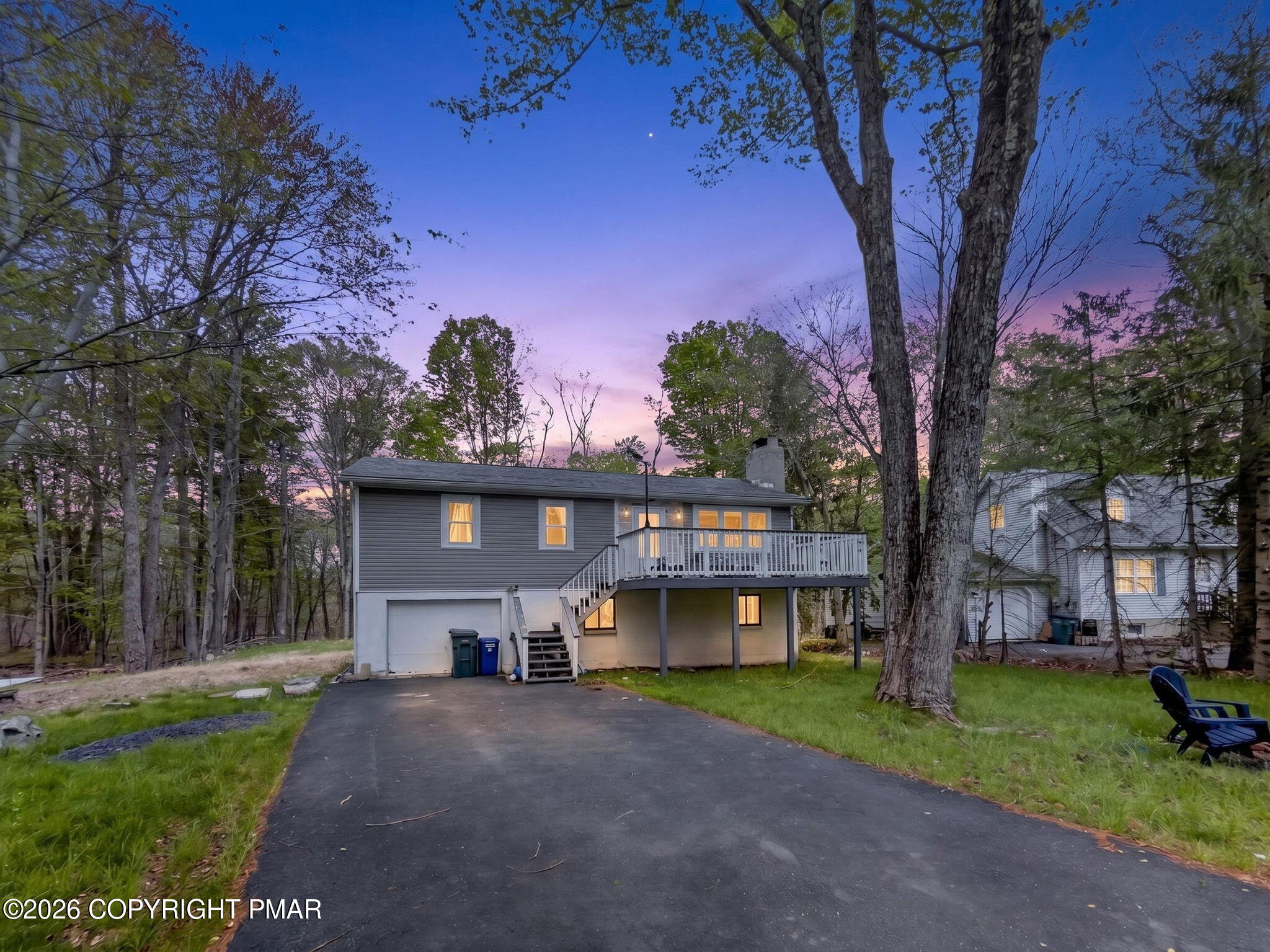 1292 Winding Way Property Photo 1