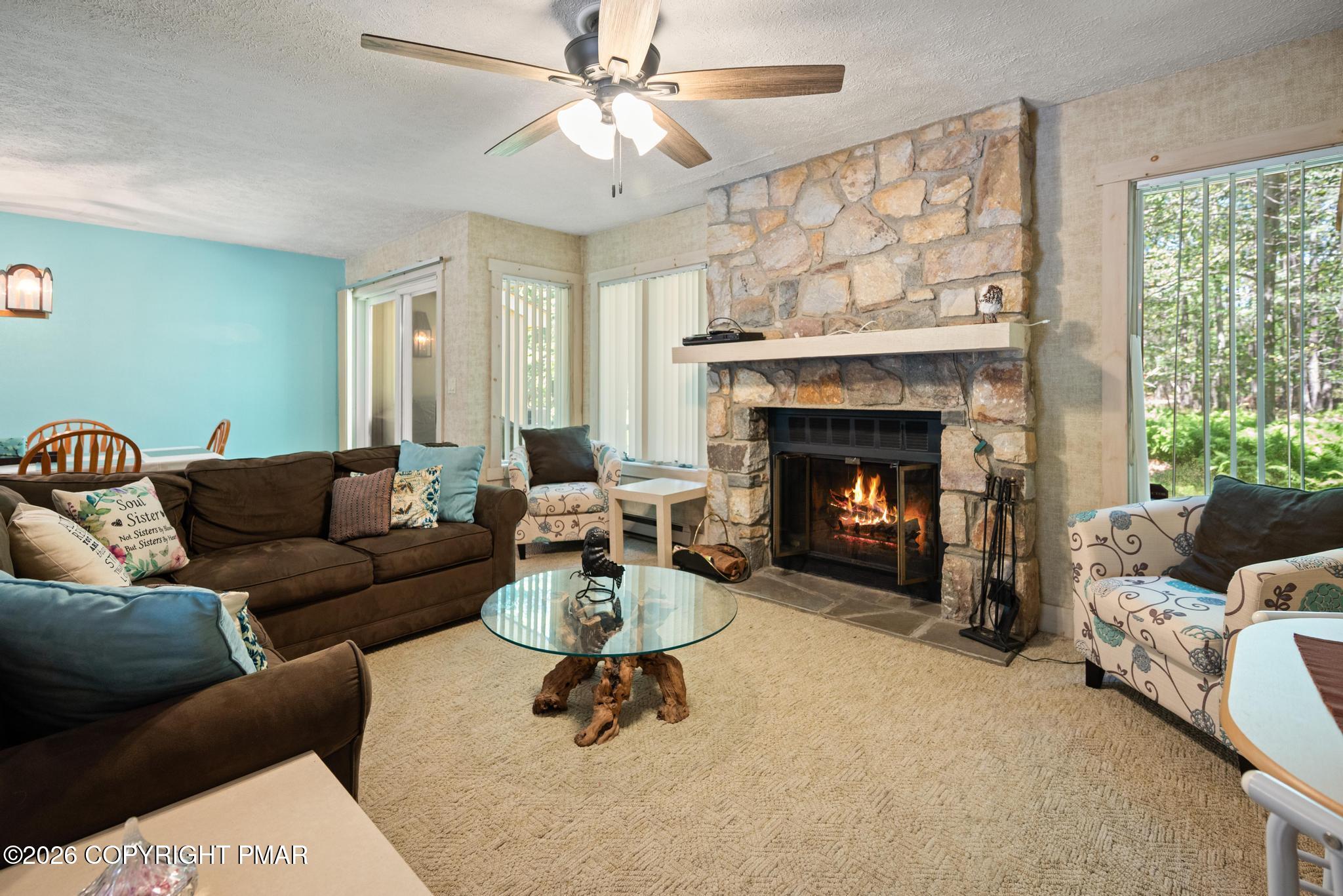 525 Rondaxe Lane Property Photo 6