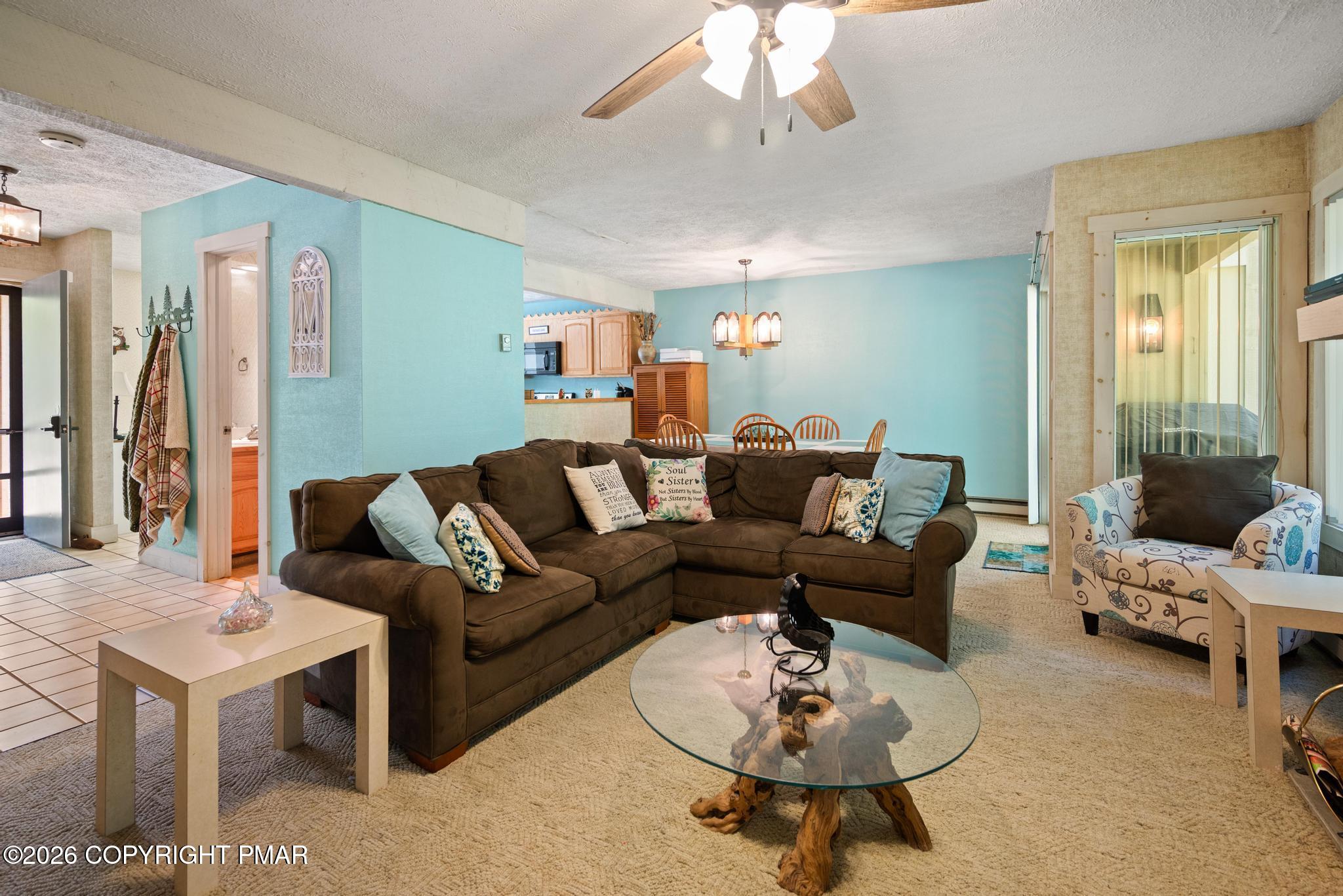 525 Rondaxe Lane Property Photo 7