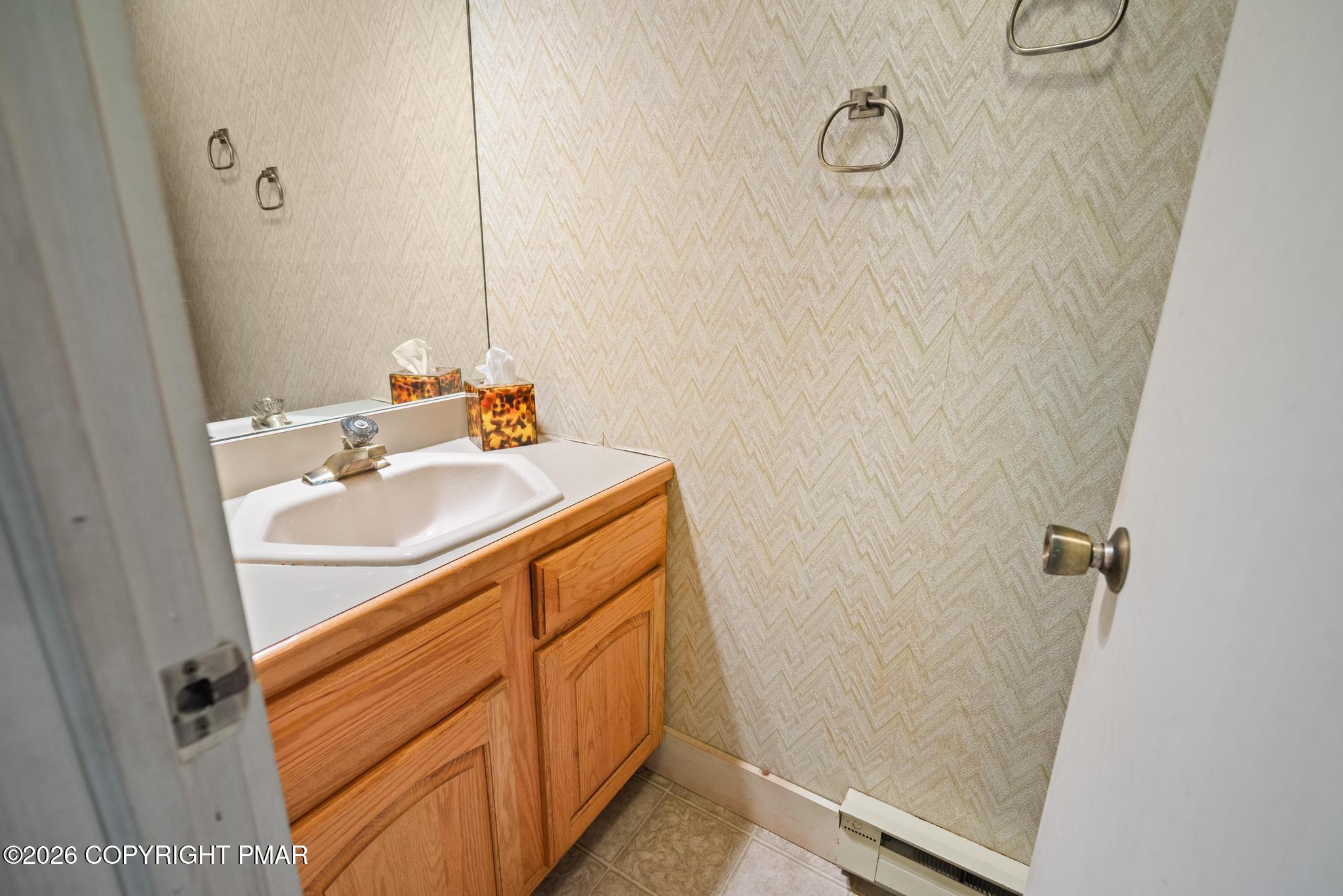 525 Rondaxe Lane Property Photo 14