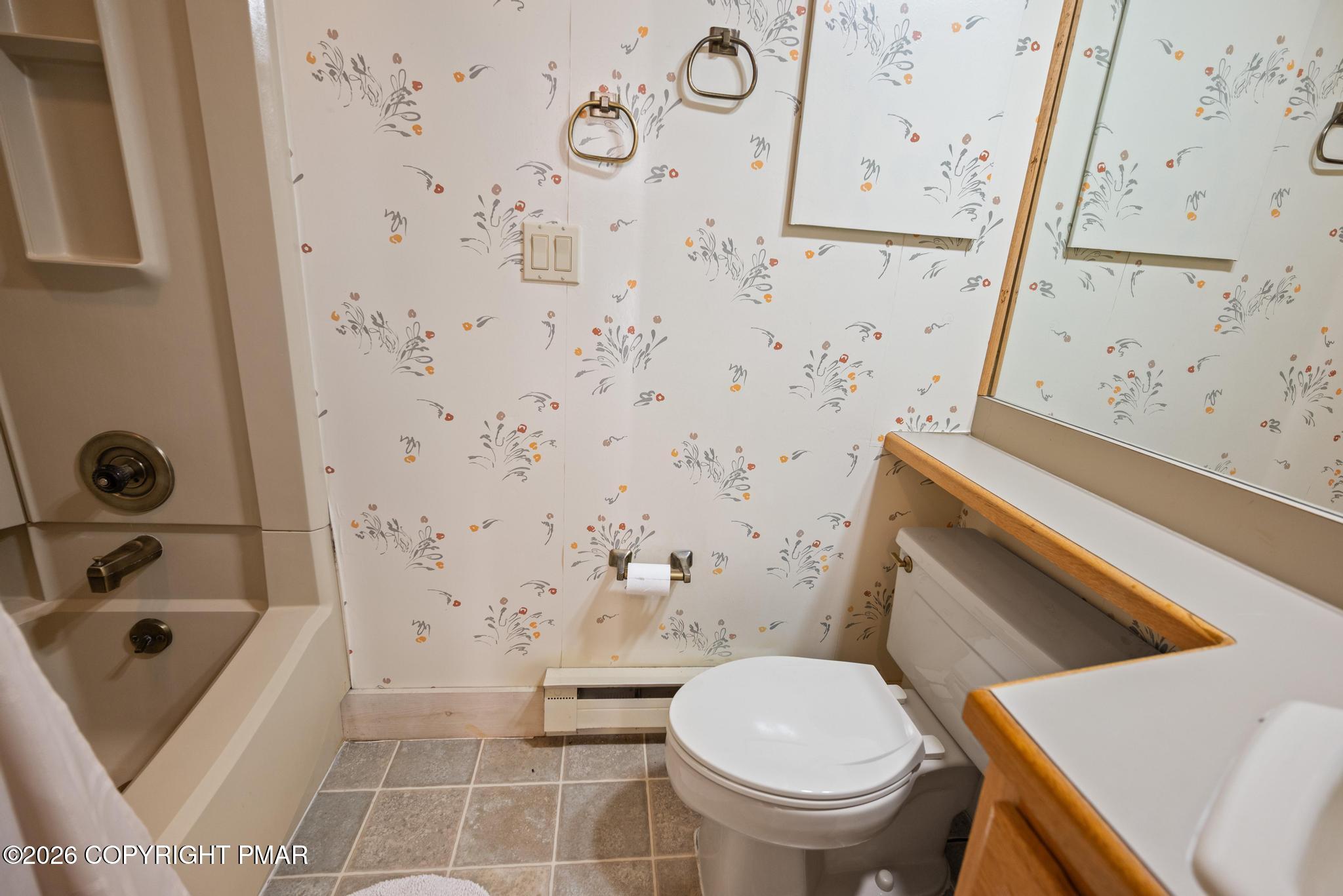 525 Rondaxe Lane Property Photo 19