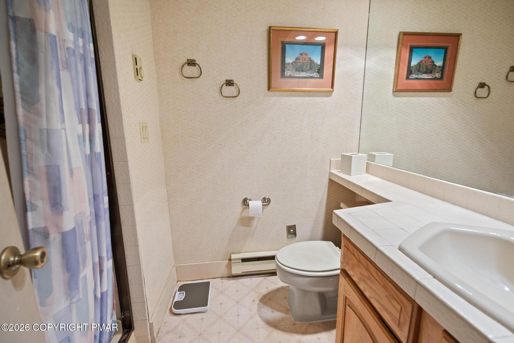 525 Rondaxe Lane Property Photo 25