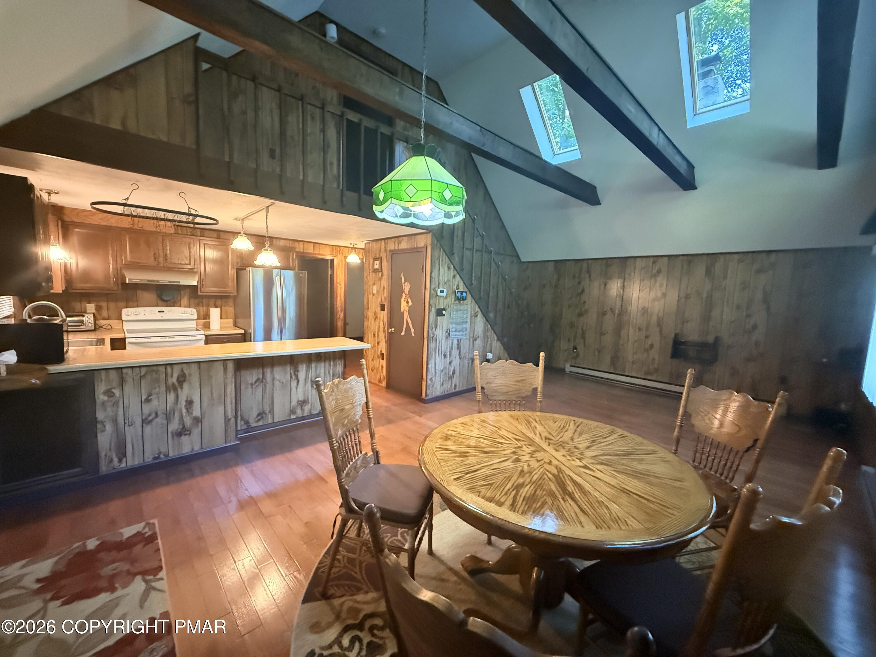 109 Marthas Lane Property Photo 4