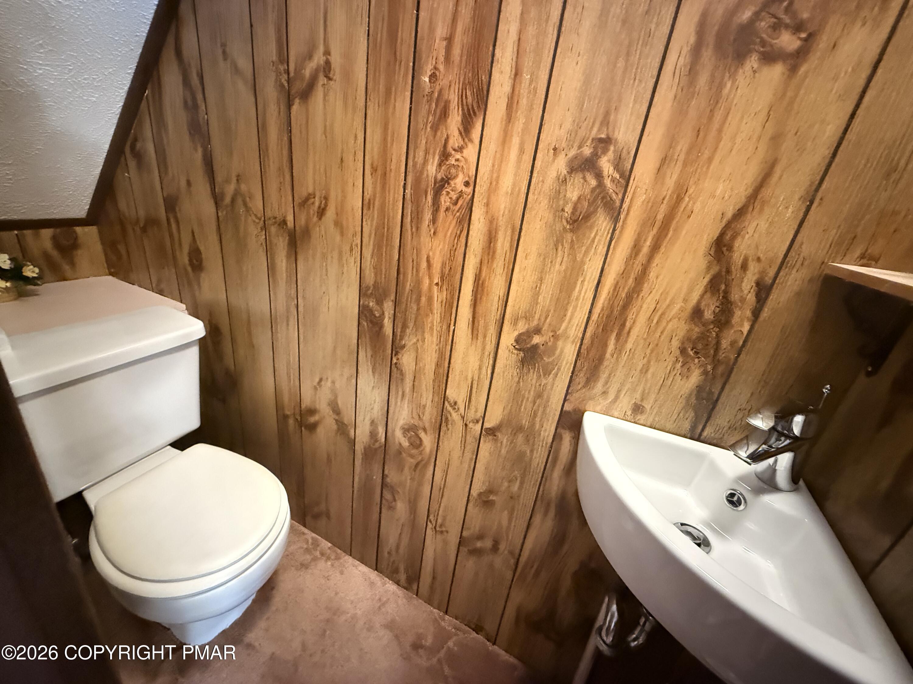 109 Marthas Lane Property Photo 11