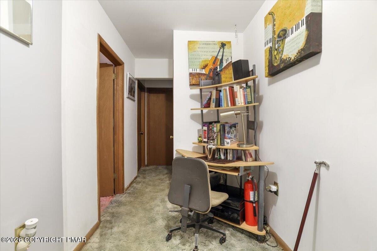 158 Saunders Drive Property Photo 39