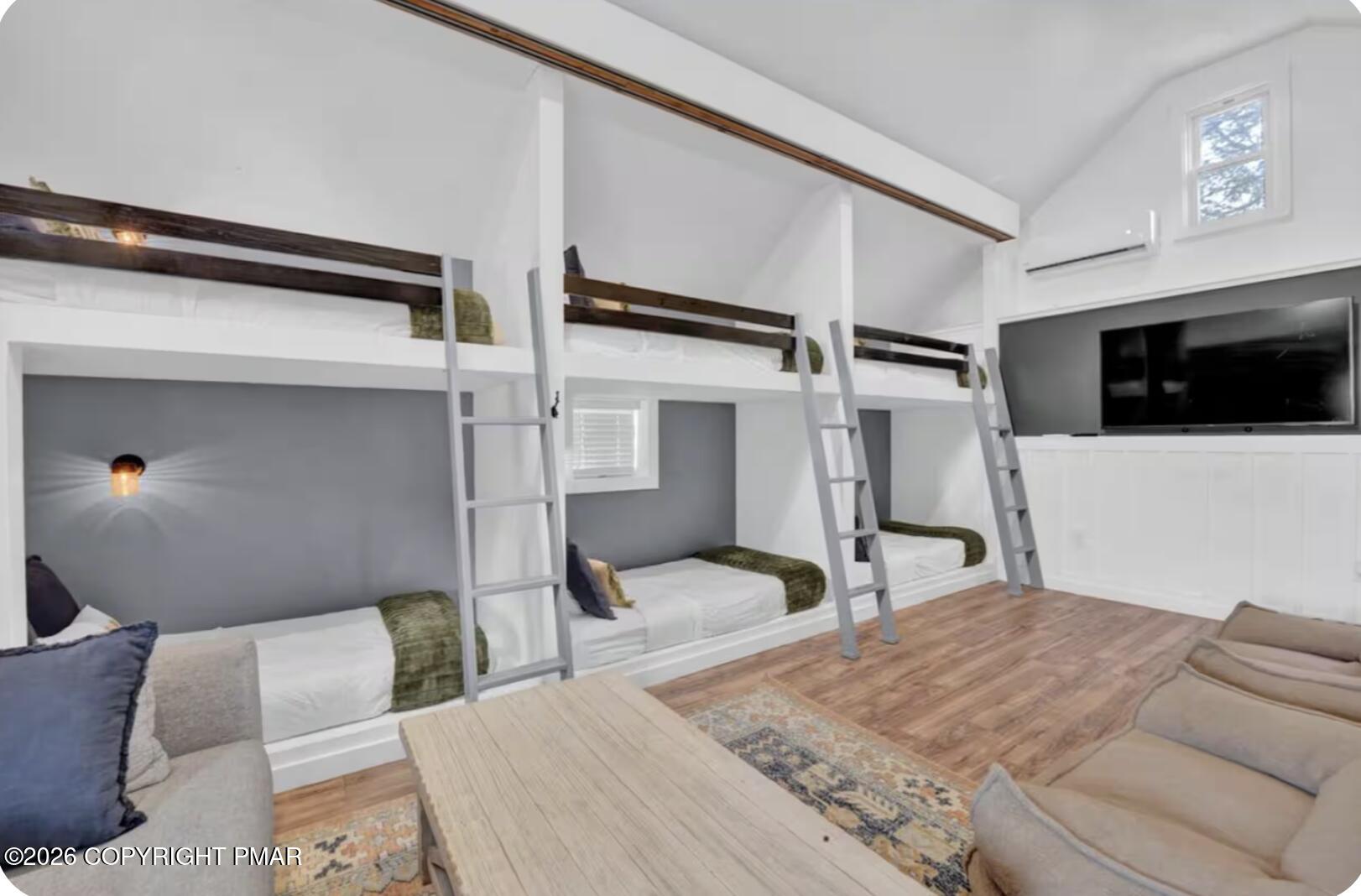 121 Alger Avenue Property Photo 33