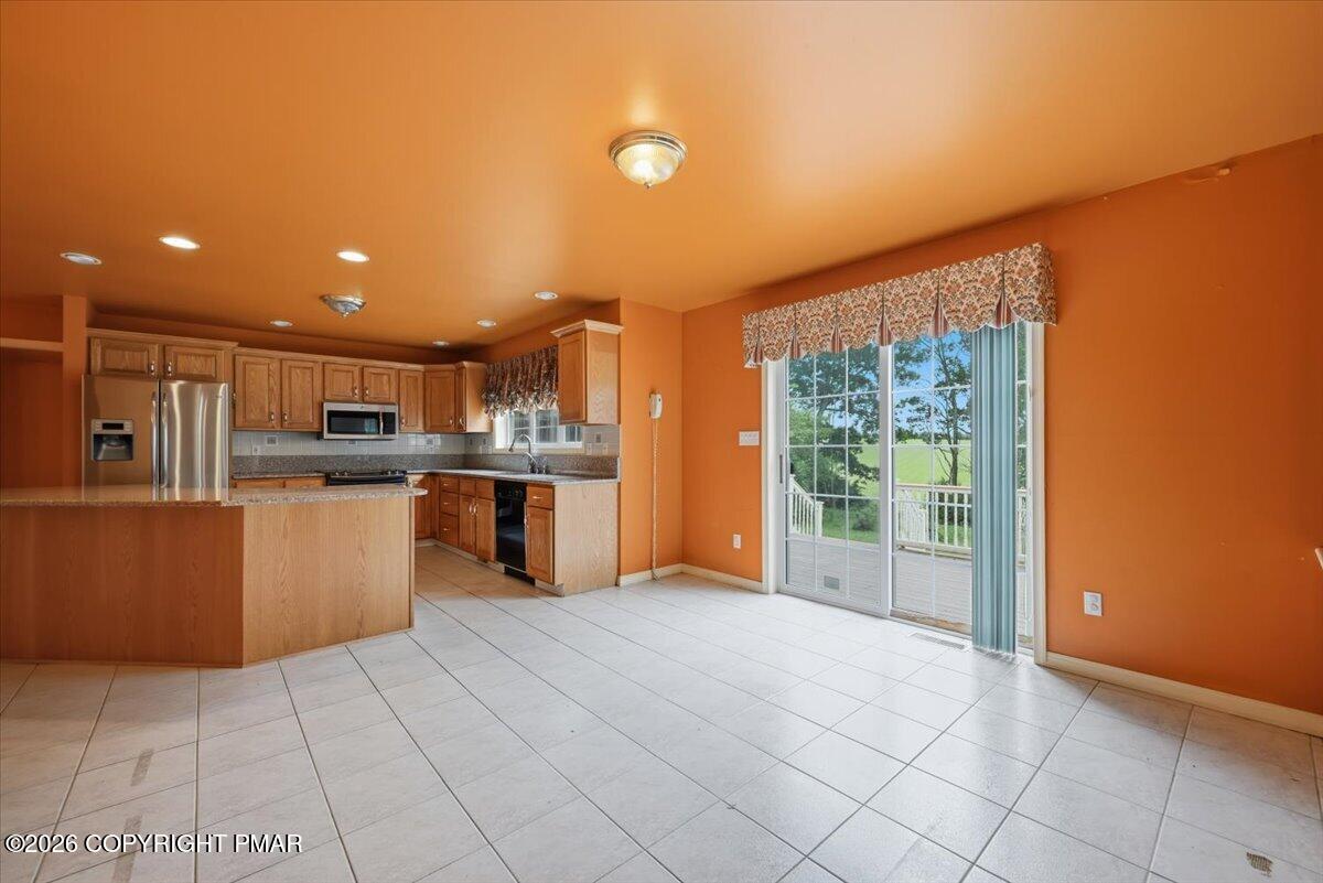 183 Chatham Hill Road Property Photo 37