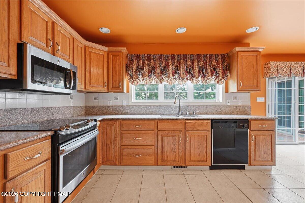 183 Chatham Hill Road Property Photo 39
