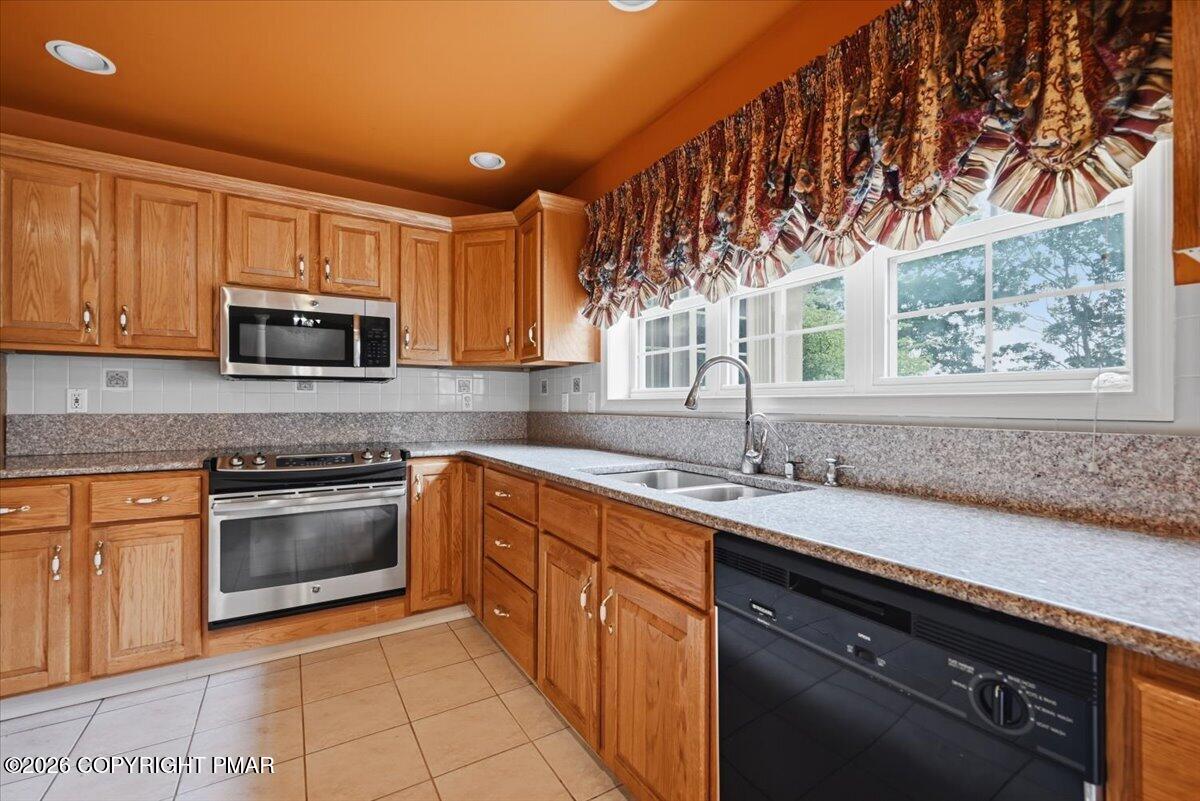 183 Chatham Hill Road Property Photo 46