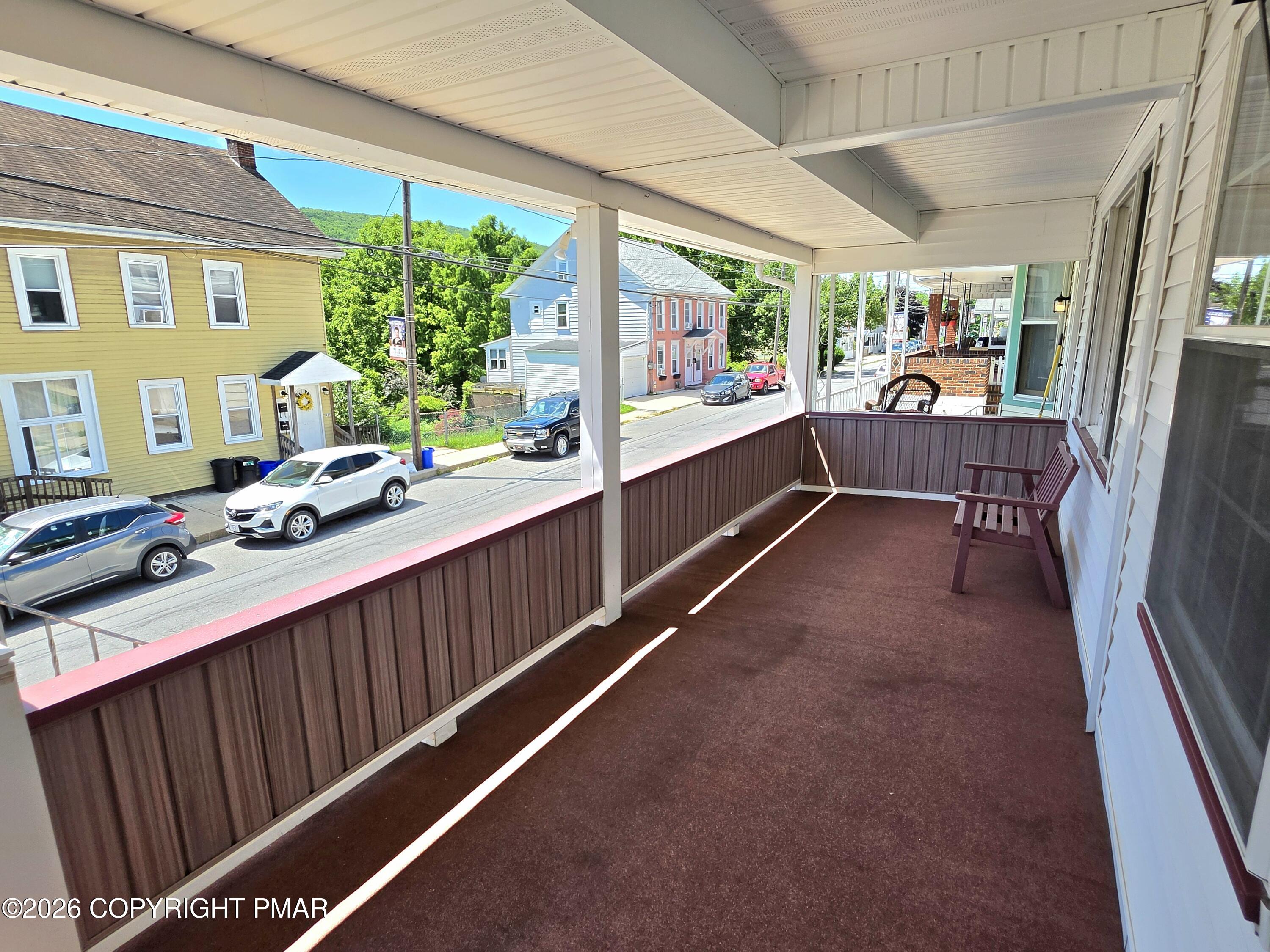 430 South Avenue Property Photo 4